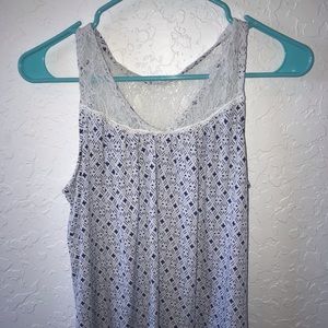 Laced Sleeveless shirt